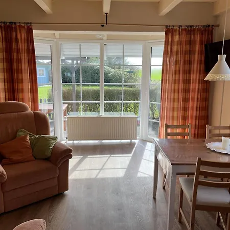 Neu Deichblick بيت للعطل *