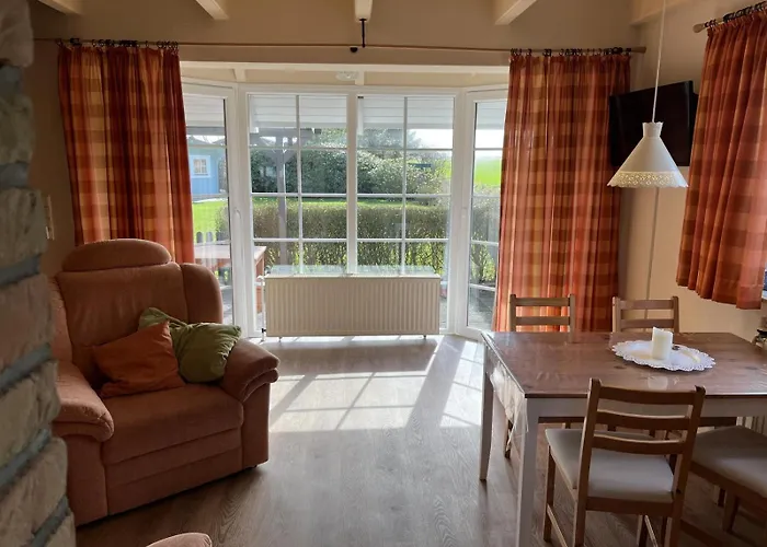 Neu Deichblick Feriehus *